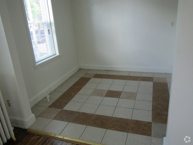 Dining Room - 1709 E Park Pl