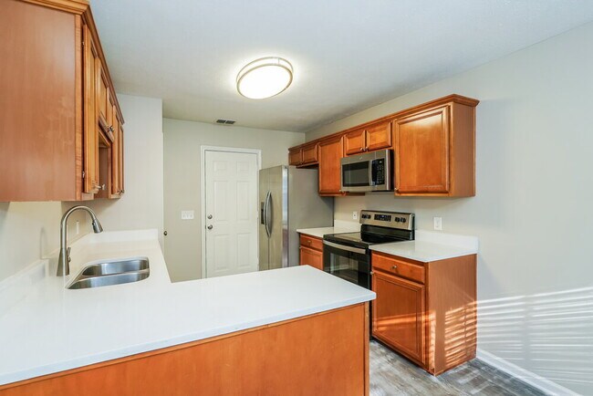 Building Photo - 849 Lavergne Ln