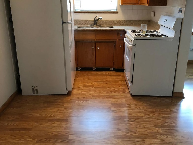 Building Photo - 944 Elder Rd