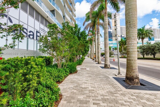 Building Photo - 1400 Biscayne Blvd