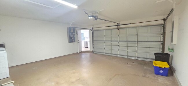 Building Photo - 13150 Green Finch Terrace