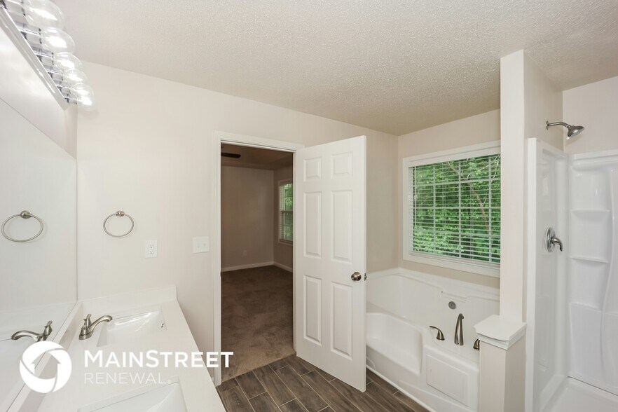 Building Photo - 209 Bethnal Way