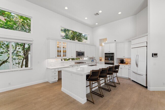 Building Photo - 128 Abondance Dr