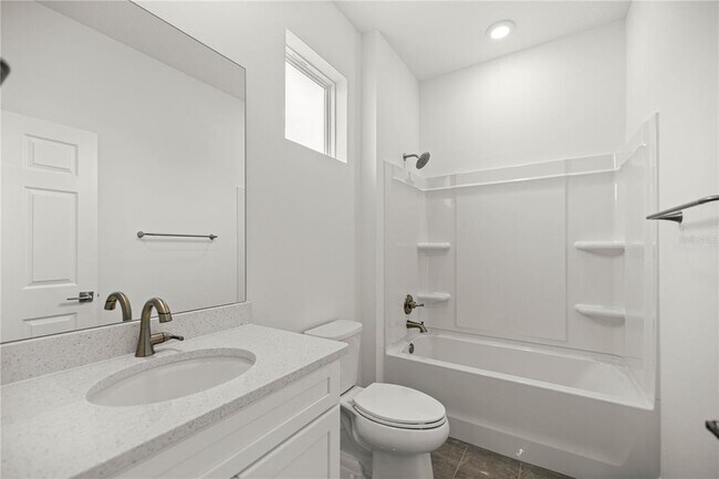 Building Photo - 5711 SW 78th Ave Rd