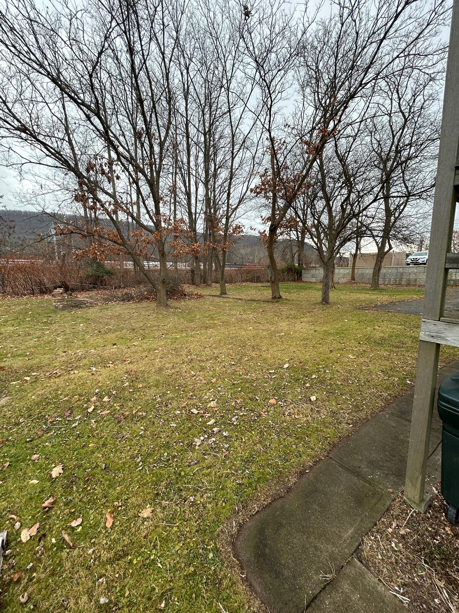 Building Photo - 427 S Hamilton St