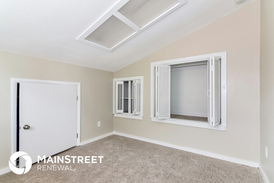 Building Photo - 3211 Timberline Rd