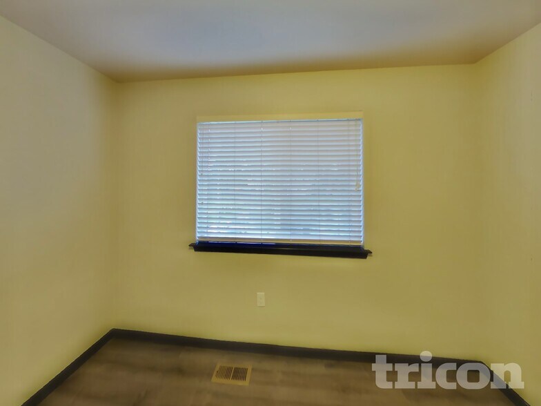 Building Photo - 6706 206th St Ct E