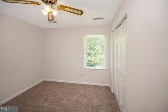 Building Photo - 5063 Tara Dr