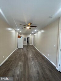 Building Photo - 5264 Delancey St