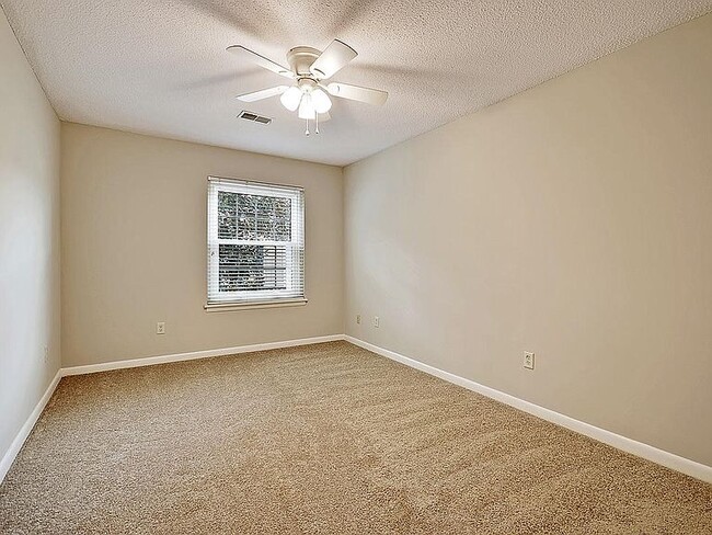 Bedroom 2 - 2907 Barrington Ln