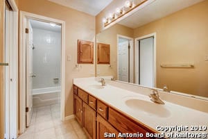 Building Photo - 8826 Lost Woods