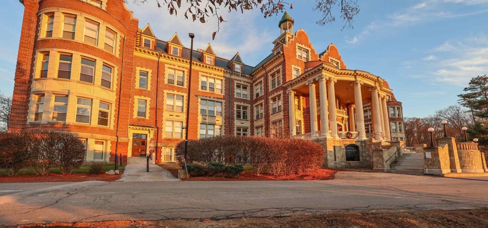 Exterior - 15 Mount Saint Marys Way