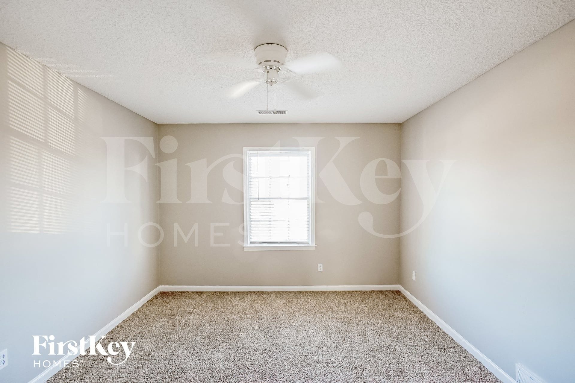 Building Photo - 4644 Winterpark Dr
