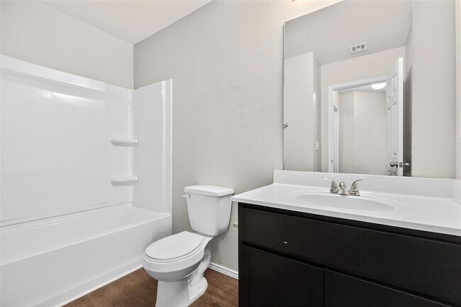 Building Photo - 11744 NW 99th Ter
