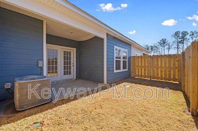 Building Photo - 2051 Denmark Ave SE