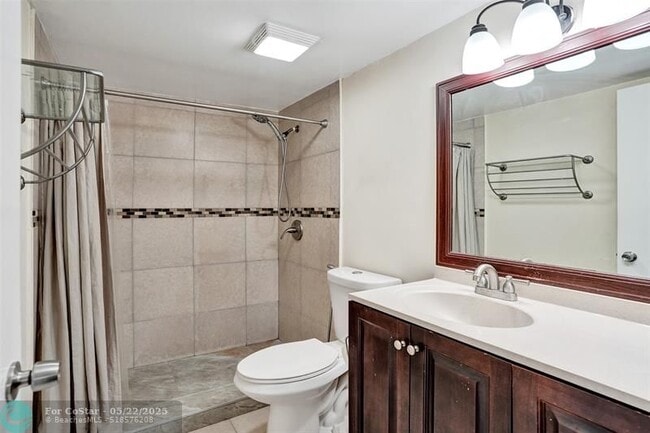 Building Photo - 12215 Royal Palm Blvd