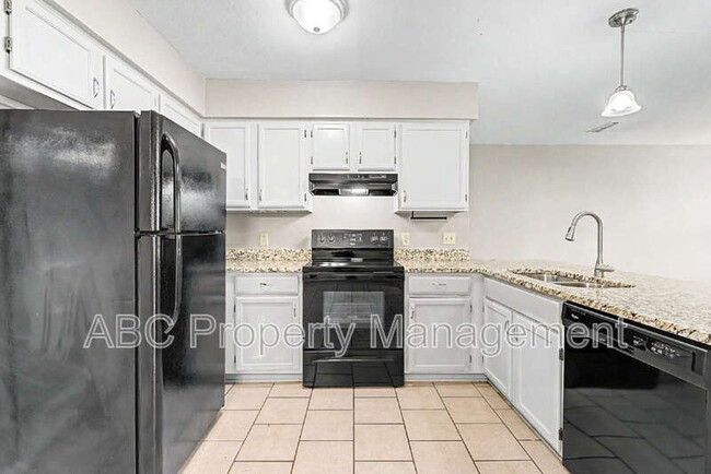 Building Photo - 3033 Mica St
