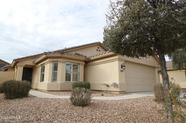 Building Photo - 45059 Paraiso Ln