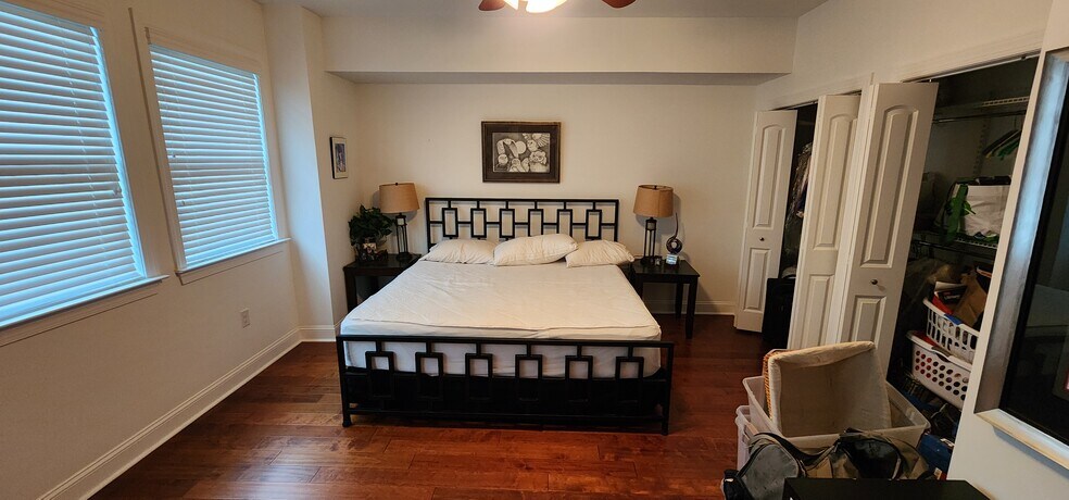 2nd Fl Front BR with King Bed - 846 Northwestern Ave