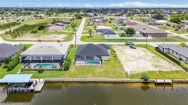 Building Photo - 2510 SW 17th Ave