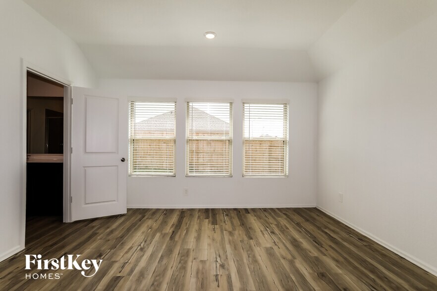 Building Photo - 18467 Cobalt Cove Ln