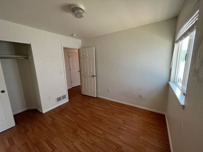 Building Photo - Wonderful Home in Evans