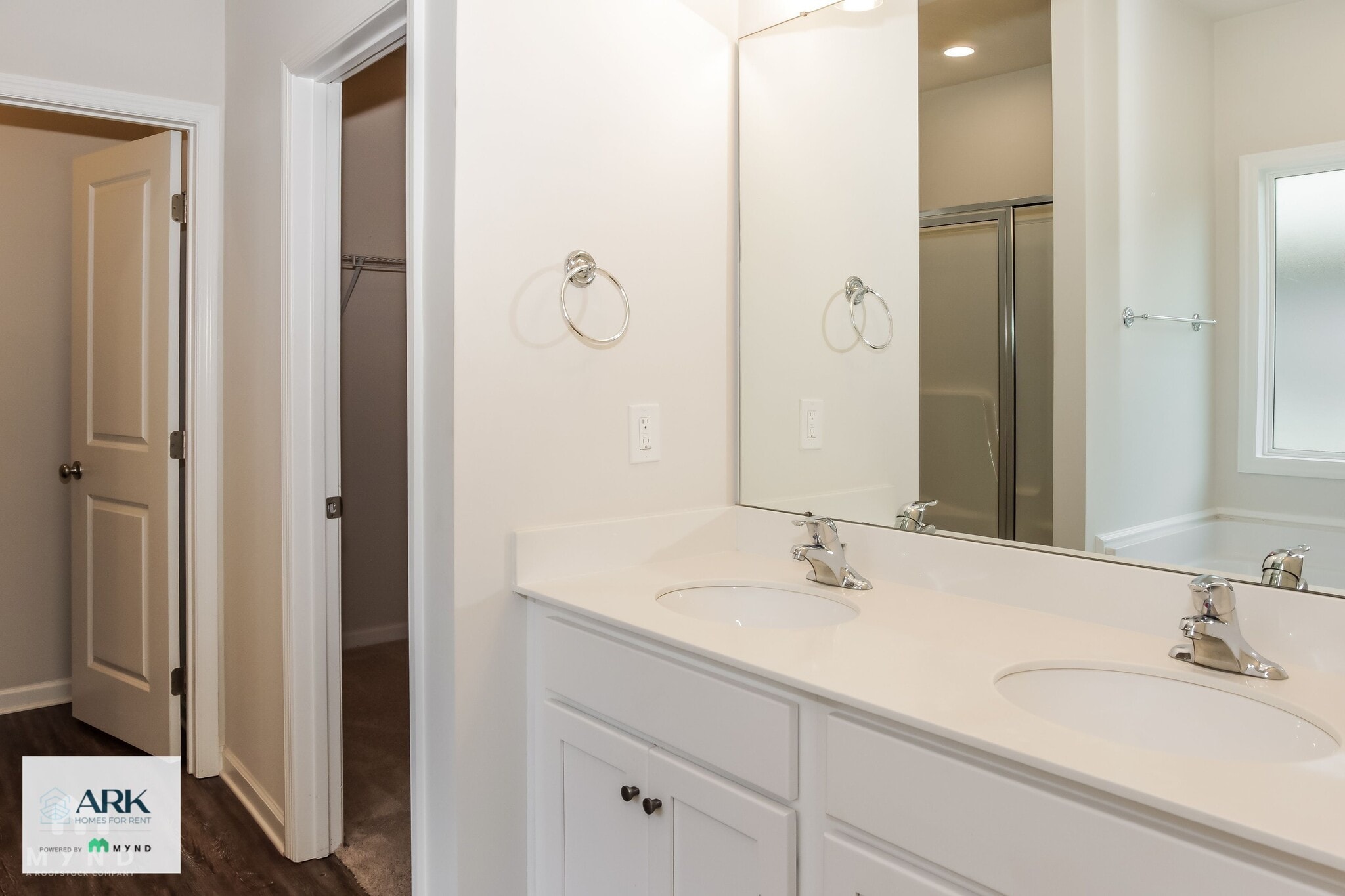 Building Photo - 12847 Tallulah Dr