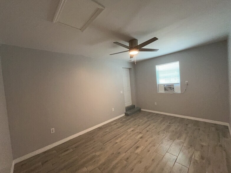 Building Photo - 561 Raleigh St