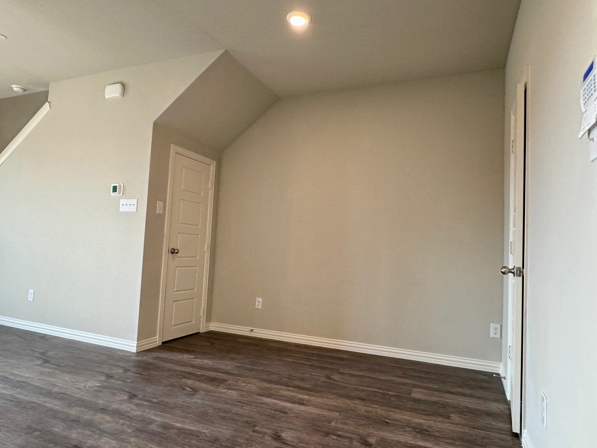Building Photo - 3453 Solana Cir