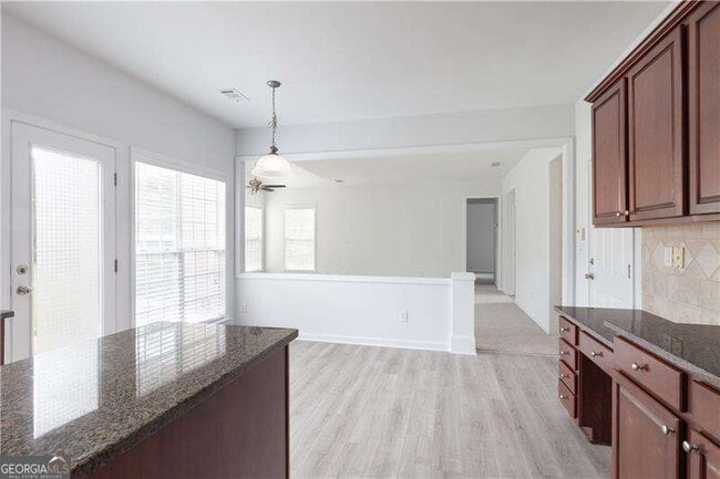 Building Photo - 4987 Rustic Canyon Dr