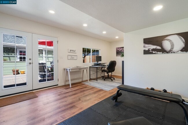 Building Photo - 17665 Via Arroyo
