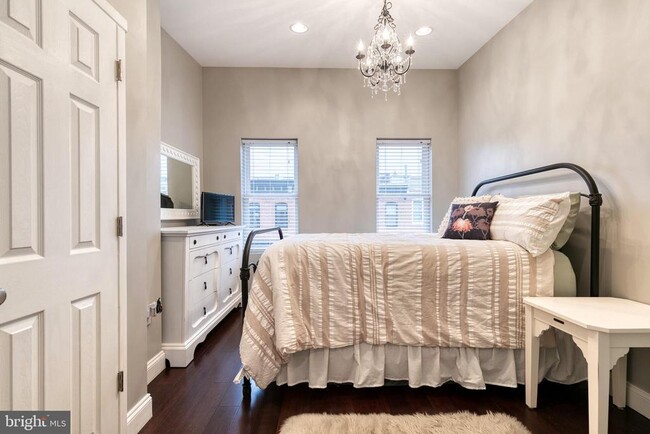 Building Photo - 1436 Reynolds St