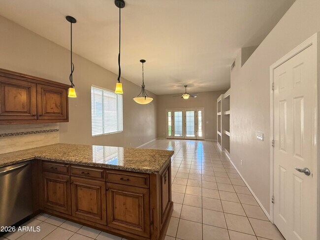 Building Photo - 5153 W Dublin Ln