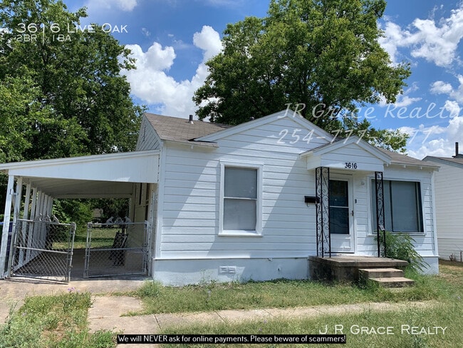 Building Photo - 3616 Live Oak