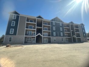 Building Photo - Thornwood Apartments