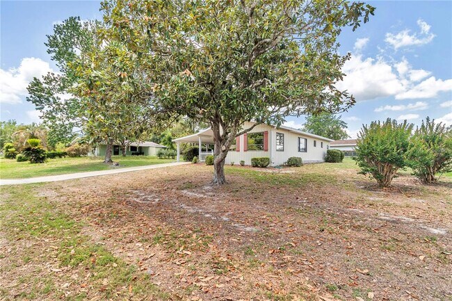 Building Photo - 10060 SW 93rd Ave