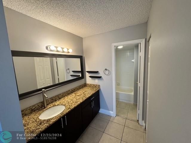 Building Photo - 40 NW 76th Ave