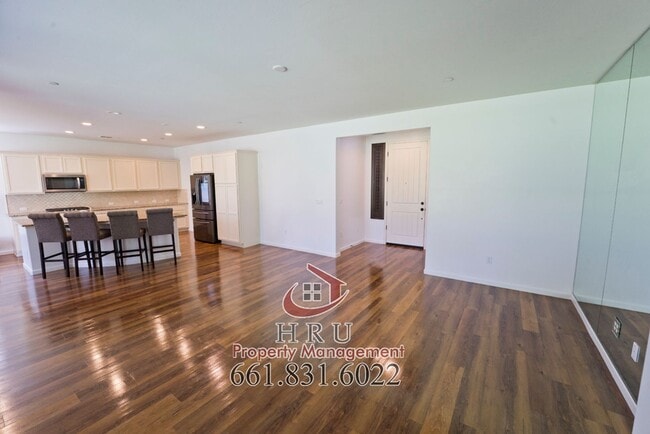 Building Photo - Highgate Community 3 bedroom -2 bath