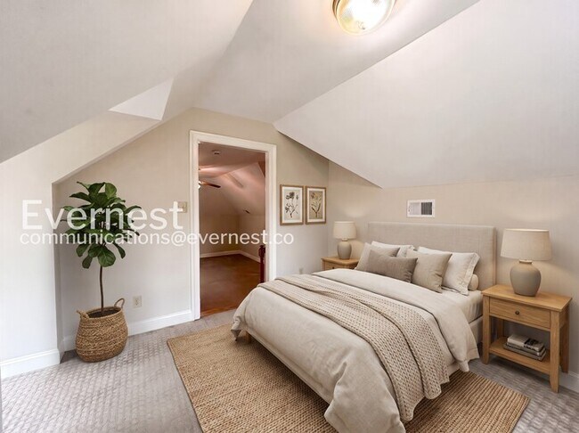 Building Photo - Spacious Living with Modern Amenities: Off-Street Parking, Deck, and Patio | Available Now!