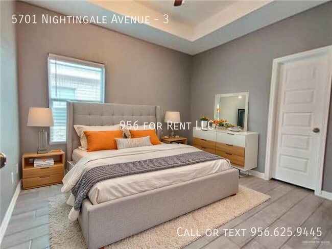 Building Photo - 5701 Nightingale Ave