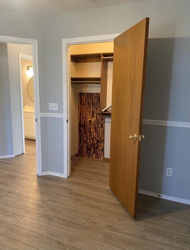 Building Photo - 4811 E Willow Point Ct