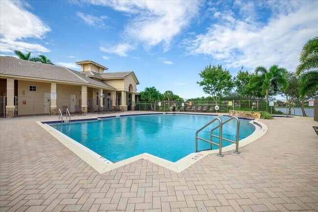 Building Photo - 1575 Newhaven Point Ln