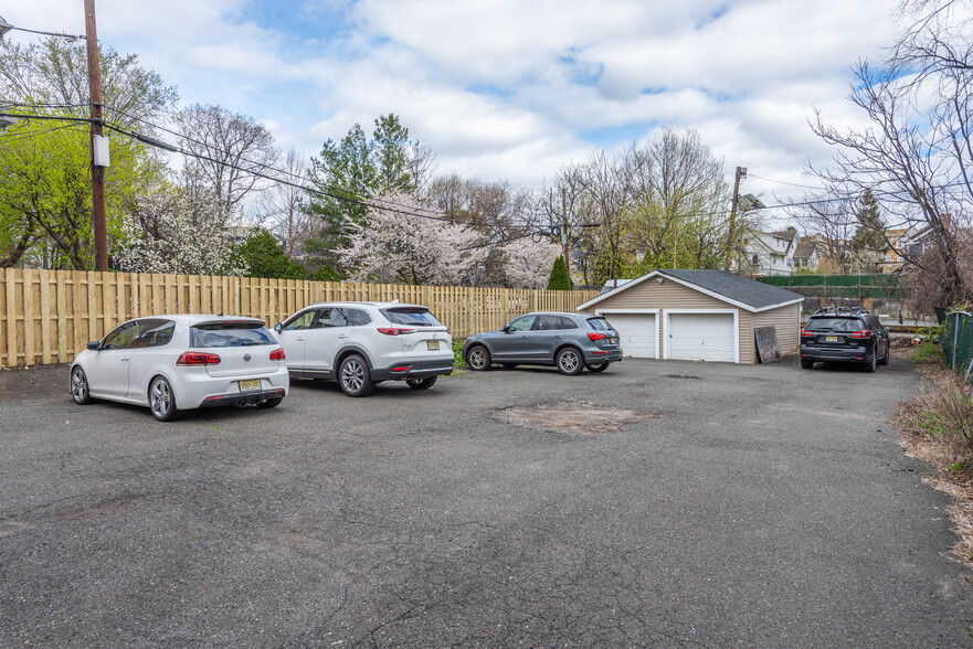 Parking Area - 49 Greenwood Ave