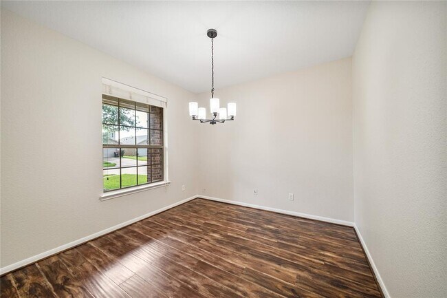 Building Photo - 6139 Sierra Springs Ln