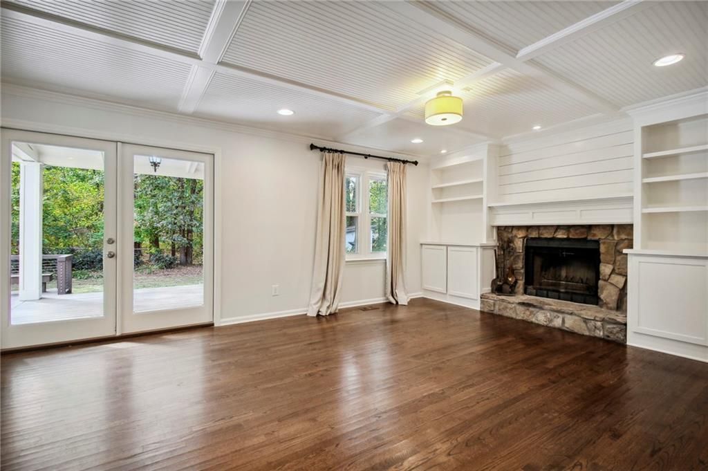 Building Photo - 4009 Dover Ave