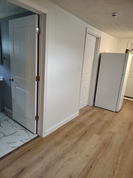Building Photo - 510 Goins Rd