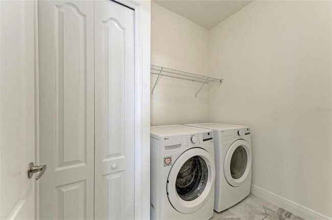 Building Photo - 6629 Fort Pierce Ave