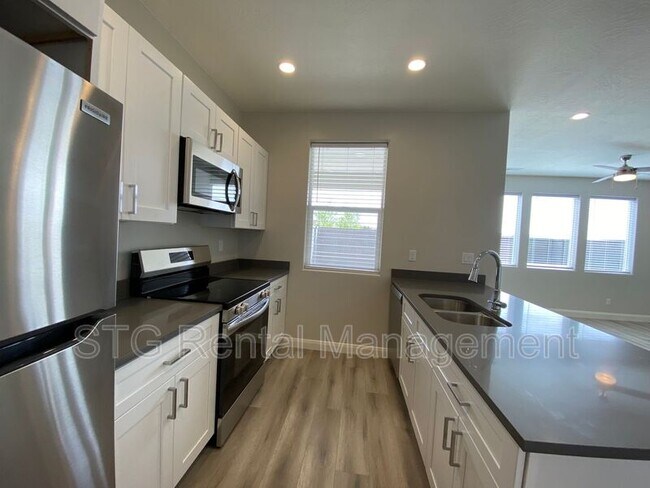 Building Photo - 1139 S 4380 W