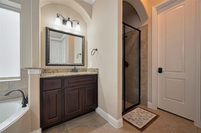 Building Photo - 17019 Mahogany Trace Ln