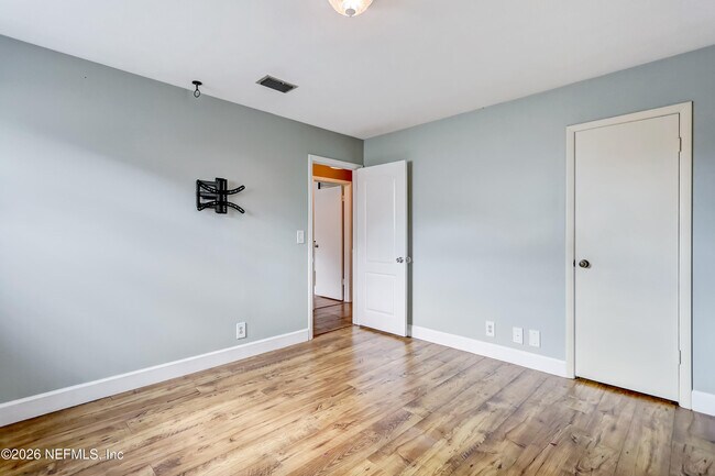 Building Photo - 4328 Savannah Ave